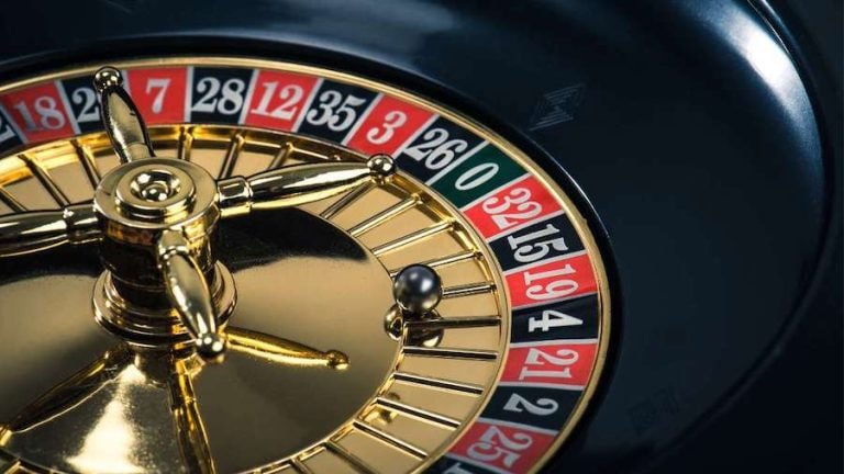 peng hk live roulette table with real dealer in HD multi-camera studio